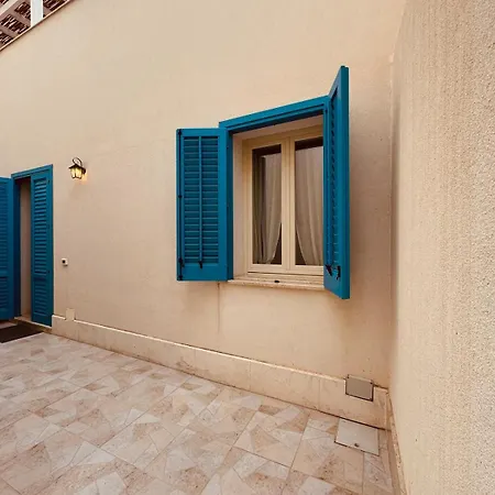 In Centro Con Terrazza Holiday home