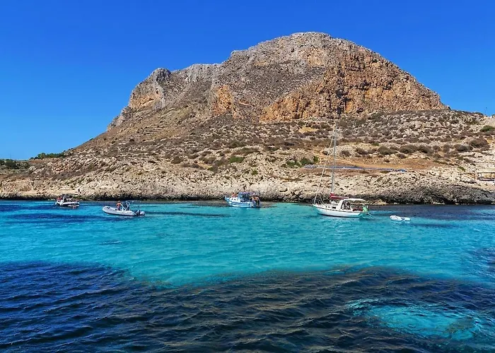 Feriehus In Centro Con Terrazza Favignana