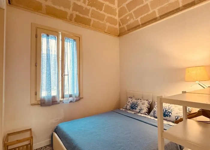 Σπίτι διακοπών In Centro Con Terrazza Φαβινιάνα